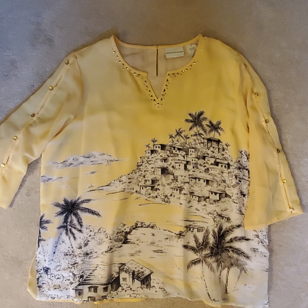 Yellow Blouse - Picture 3 of 4